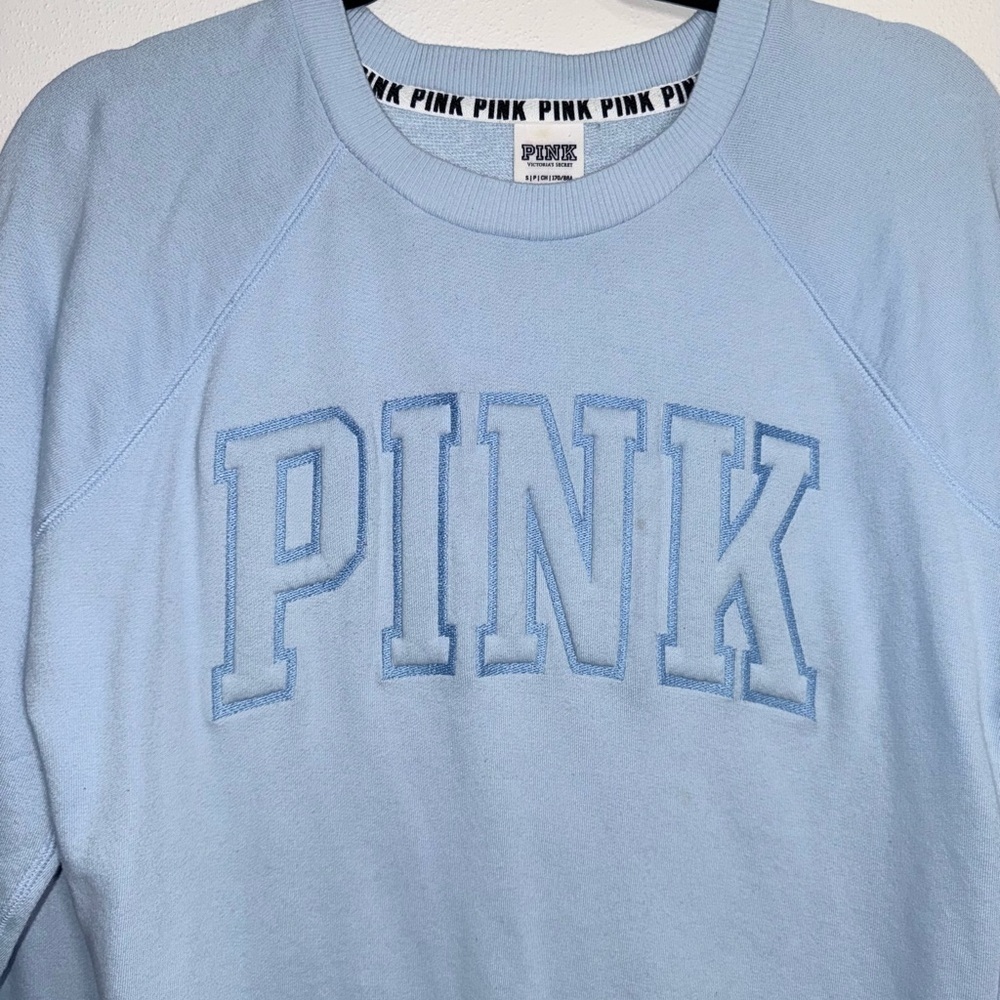 Victoria’s Secret PINK Baby Blue Sweatshirt Embroidered Logo Small Women’s - Picture 4 of 12